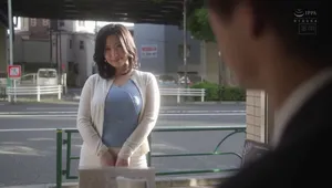 Chồng yếu không làm lên đỉnh, bà xã lên mạng tìm trai trẻ phang khỏe